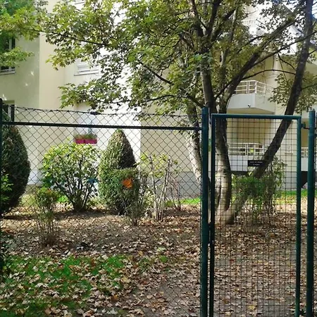 With One Bedroom In Graffenstaden With Furnished Terrace And Wifi 2 Km From The Beach *