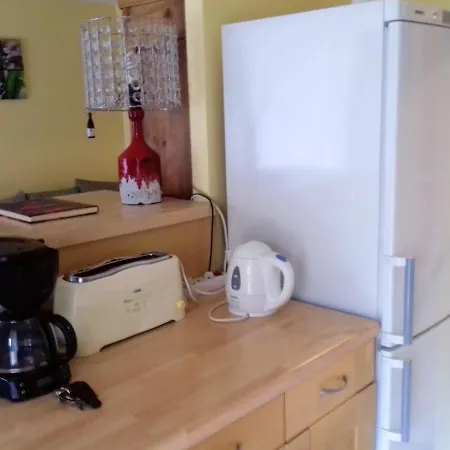 With One Bedroom In Graffenstaden With Furnished Terrace And Wifi 2 Km From The Beach * Illkirch-Graffenstaden